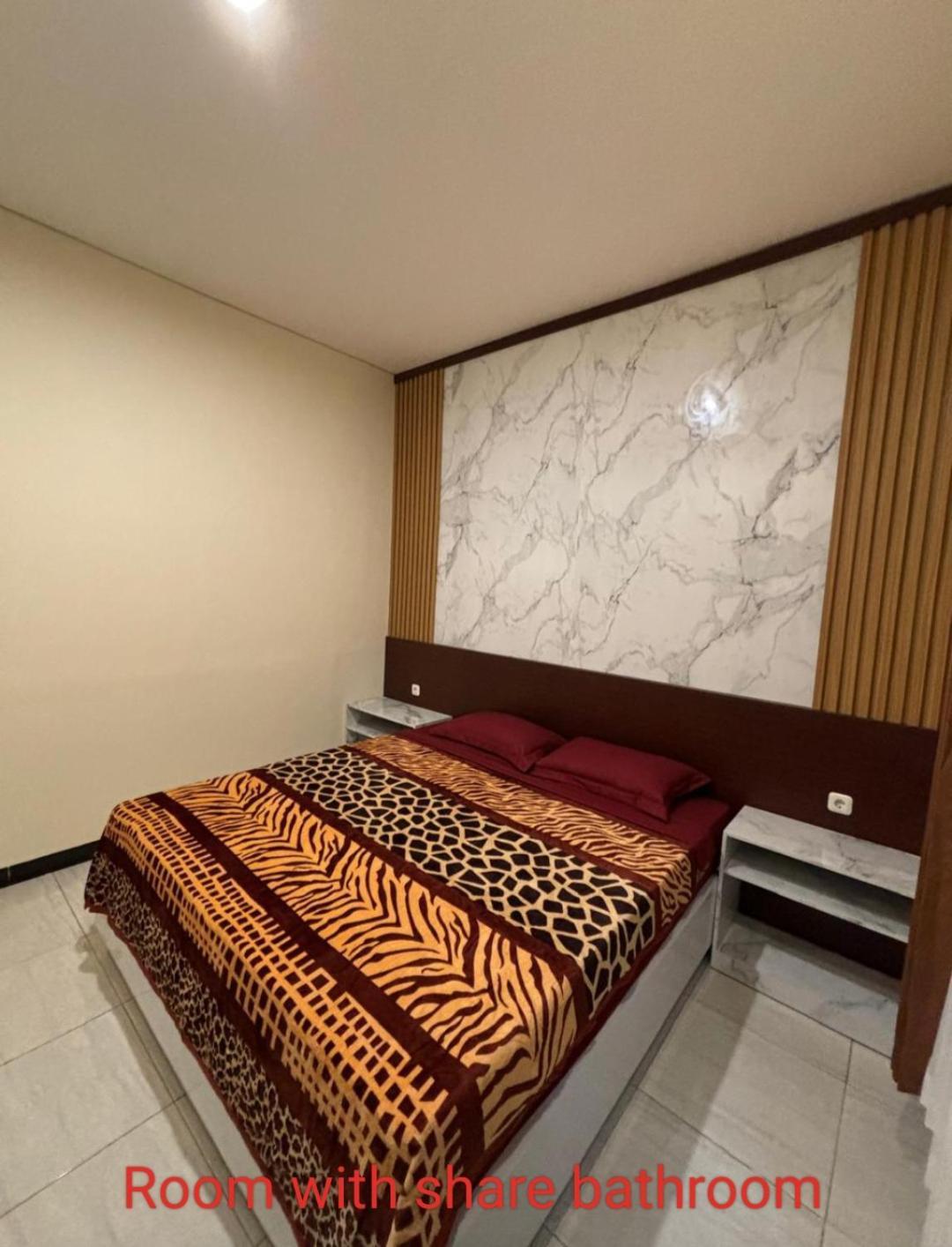 Chacha Homestay & Dormitory Ruteng Exterior foto